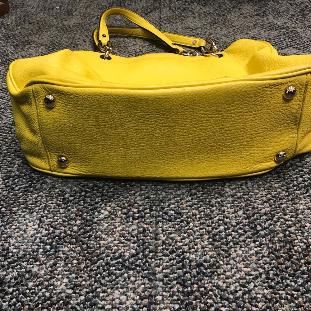 Handbag - Picture 3 of 4